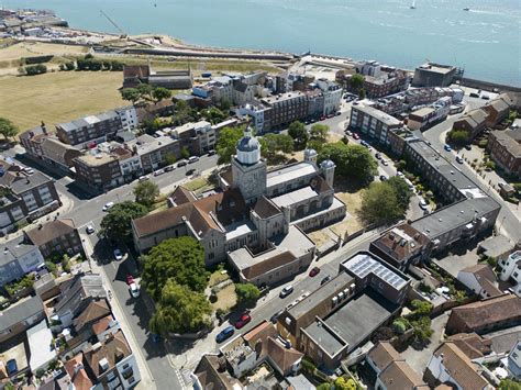 Exploring Historic Old Portsmouth: A Timeless Coastal Journey