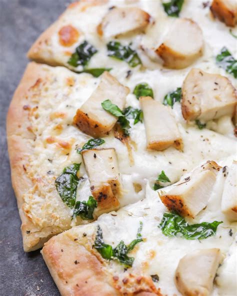 Creamy White Sauce Pizza: A Gourmet Homemade Delight