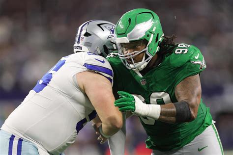 Dallas Cowboys Dominate Philadelphia Eagles in Crucial NFC East Showdown
