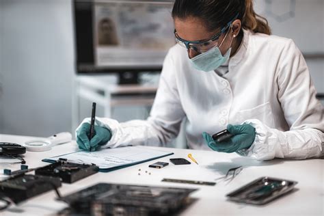 Unveiling Criminalist Careers: Your Path to Forensic Science Excellence