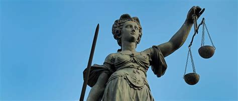 Navigating Legal Waters: How to Find a Contingency Attorney