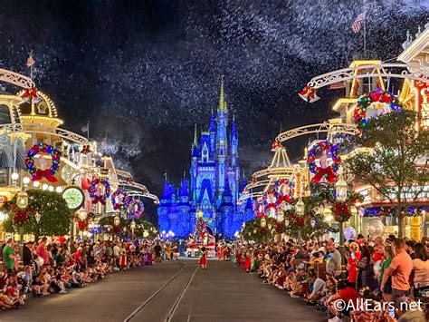 Experience the Enchanting Christmas Decor at Magic Kingdom