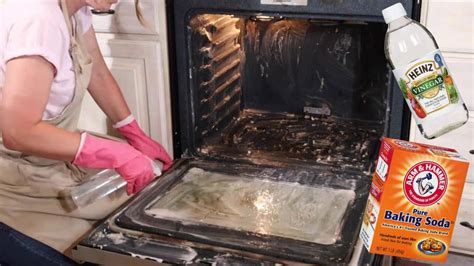 Effortless Oven Cleaning: Transform Your Kitchen Without Scrubbing