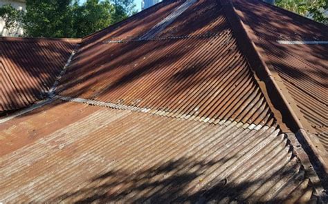 Bringing Life Back: Essential Rusty Roof Repair Guide