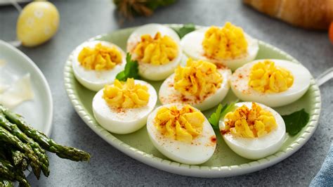 Mastering the Art: How to Thicken Deviled Egg Filling for Perfect Texture