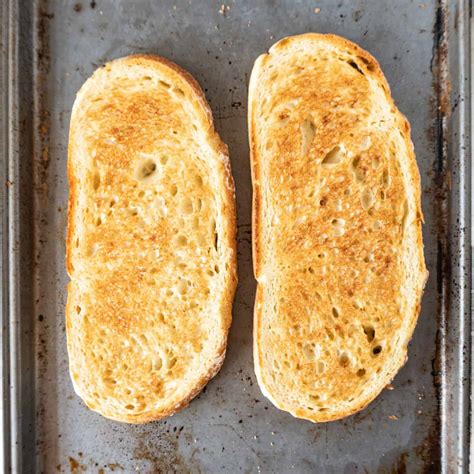 How Long to Toast Bread in Oven: Your Guide to Perfectly Golden Slices