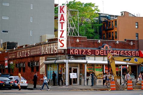 The Ultimate Guide to Delicatessen Restaurants in New York