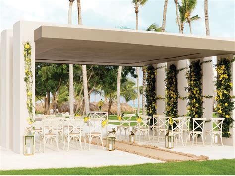 Excellence El Carmen Weddings: Crafting Your Dream Caribbean Celebration