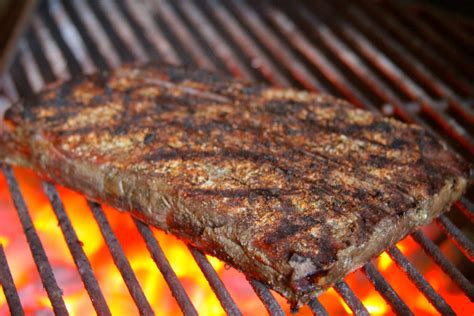Unlock the Secret to Perfectly Grilled Flank Steak: A Master Guide