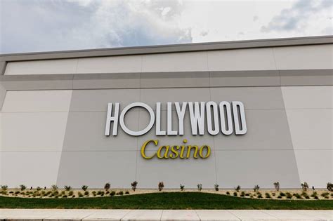 Experience the Excitement at Hollywood Casino Hotel Joliet