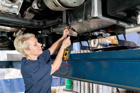 Expert RV Repair in Lansing, Michigan: Get Back on the Road