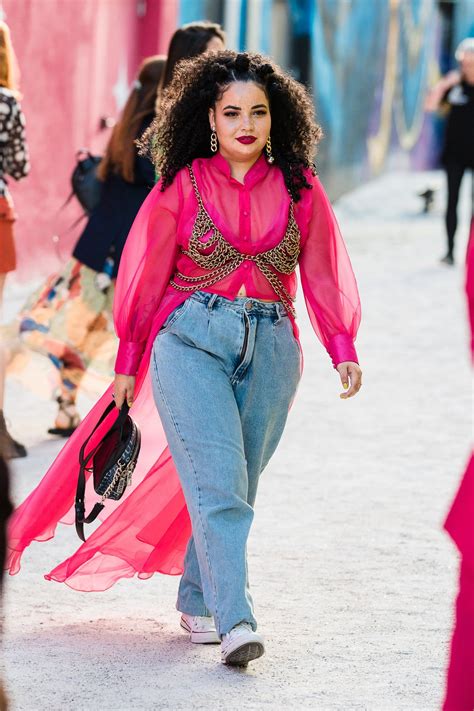 Current Fashion Trends: What Clothes Are In Style Now